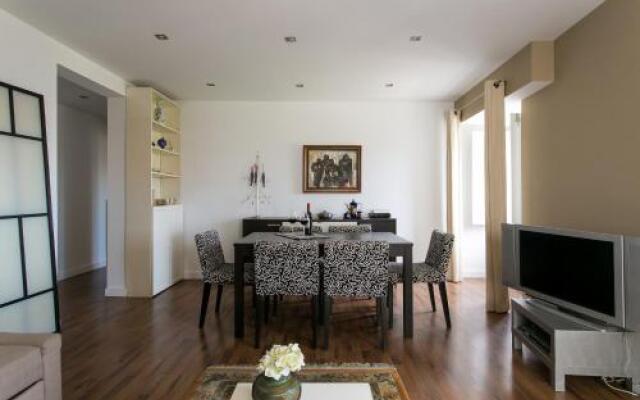 Dalma Flats - Garden