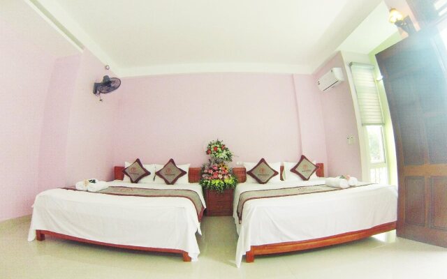 La Rose Apartment