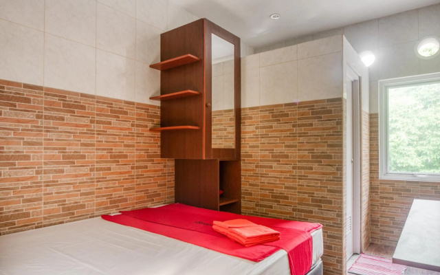 RedDoorz @ Panglima Polim 2 – Guest Rooms – Jakarta