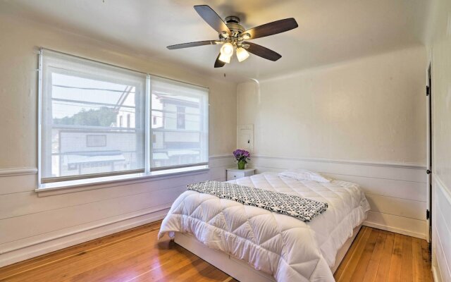 \sun-dappled Retreat: Walk to Restaurants!