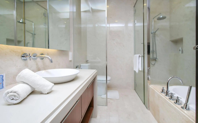 Straits Quay Marina Suites