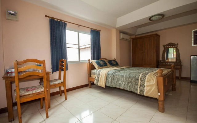 Narnia Resort Pattaya 2