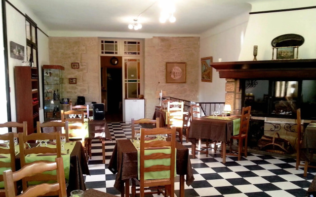 Hotel Restaurant Le Colombier