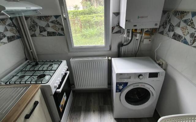 3 Rooms Apartment Airy & Bright Garden