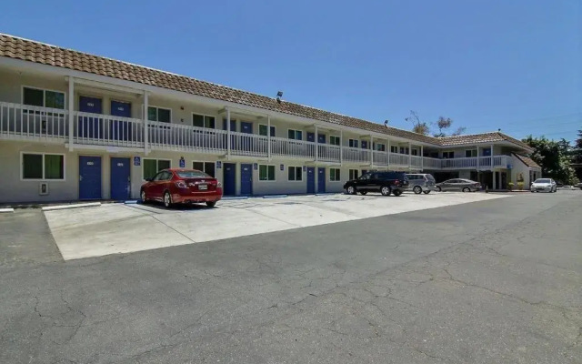 Motel 6 Carpinteria, CA - Santa Barbara - South