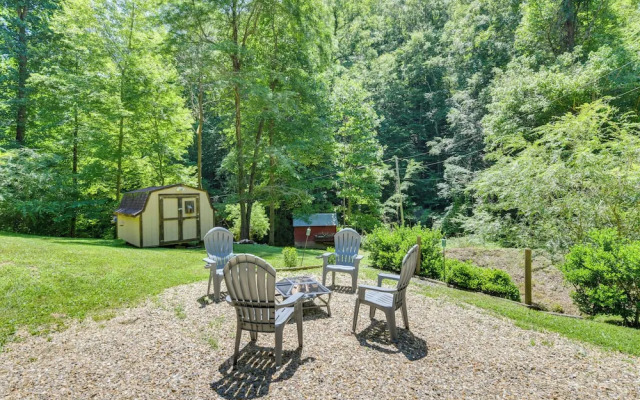 Secluded Cosby Cabin w/ Wraparound Deck