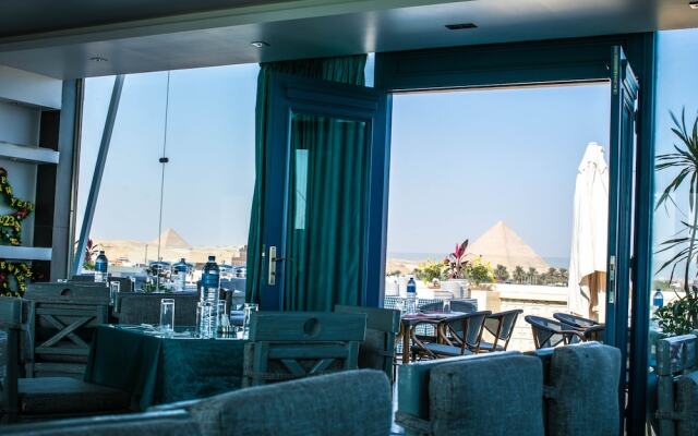 Pyramids Chill Out