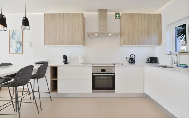 Casa Rujo - Waterside Village House