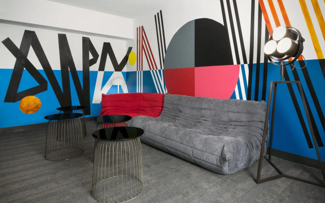 Studio Allston Hotel