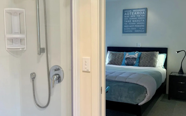March Apartments