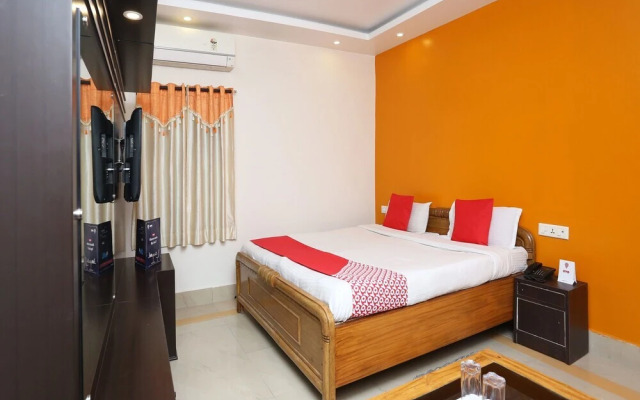 Hotel New Mega Palace by OYO Rooms