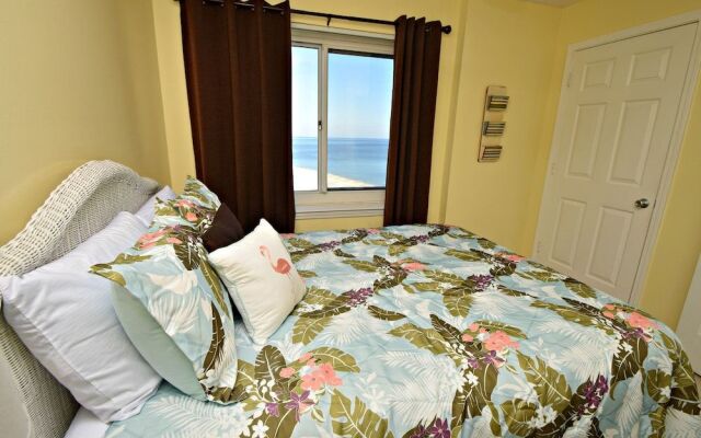 Tradewinds 801 by RedAwning