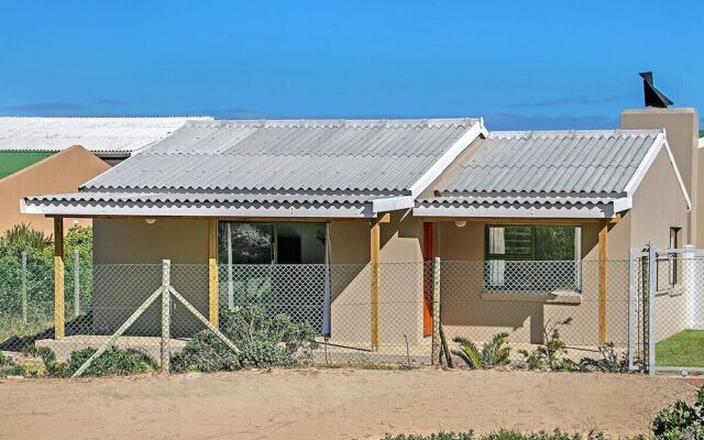 The Beach Cottage Betty's Bay