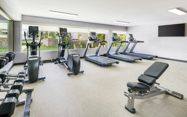 Holiday Inn Hotel Woodland Hills (Warner Ctr)