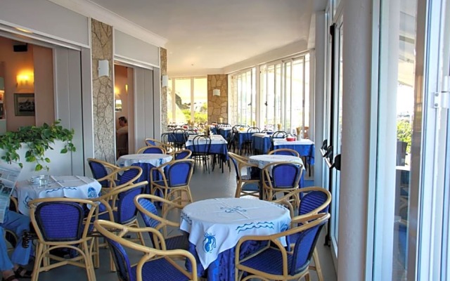Hotel Excelsior