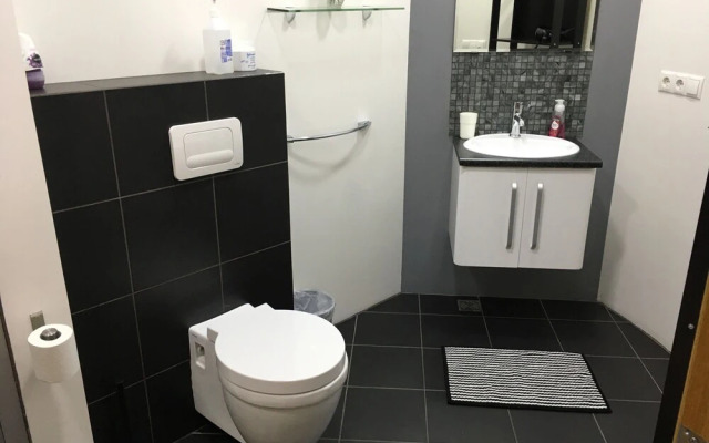 Melas 9 Guesthouse
