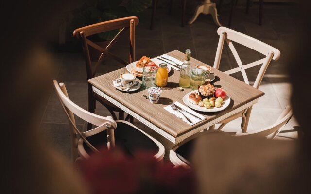 Talbot and Bons Boutique Bed & Breakfast