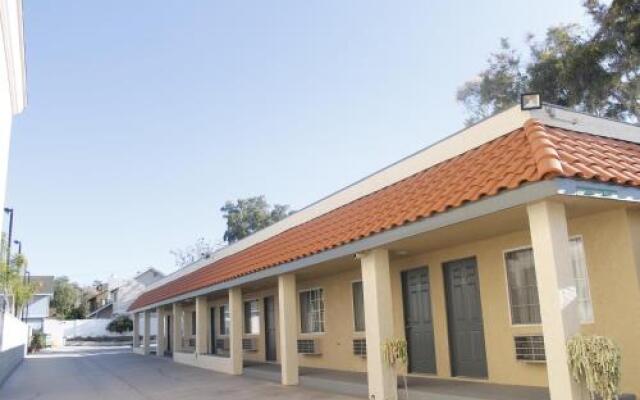 Royal Inn