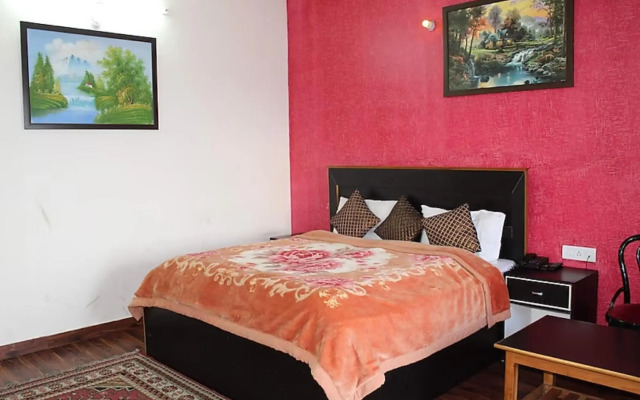 Hotel Himadri Almora