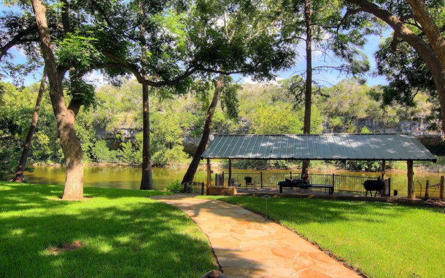 The Hideout - 5 Br Home