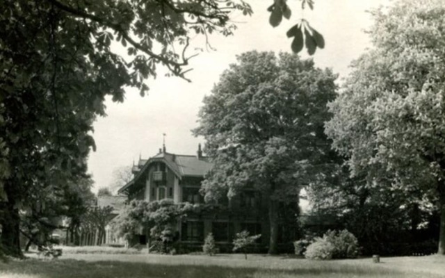 Hostel La Maison Montreau