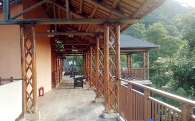 Utop Primeval Forest Resorts