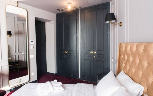 King Gorgasali Hotel