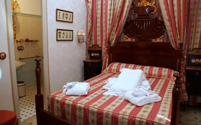 Sitges Royal Rooms