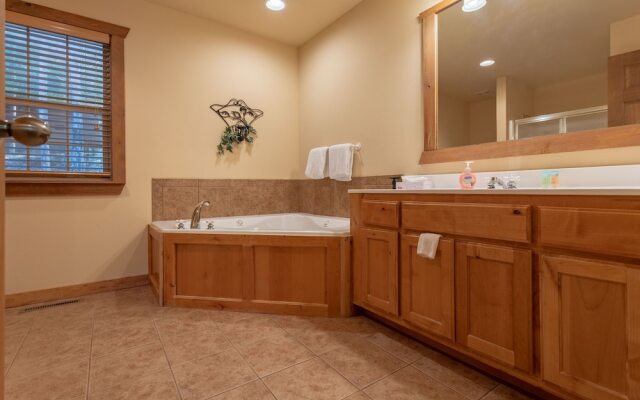 Dragan's Den by RedAwning