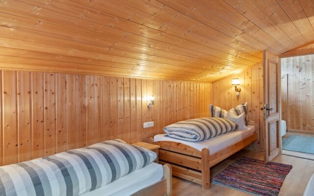 Plush Holiday Home in See im Paznauntal With Balcony