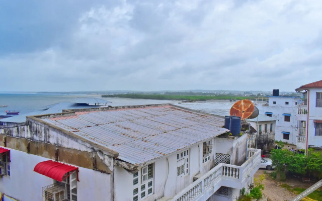 Funguni Palace Hotel