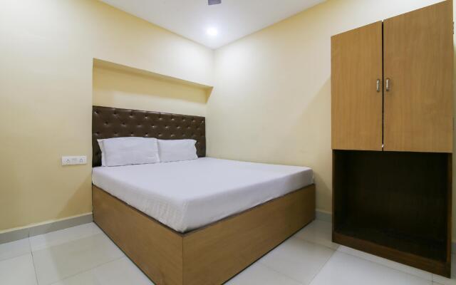OYO Flagship 60029 Maina Mansion