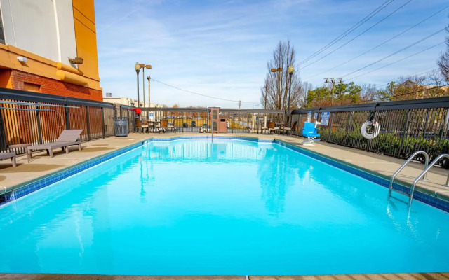Hyatt Place Atlanta Airport-North