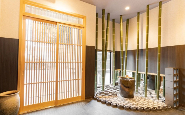 Tsuru INN Shinsaibashi DZ