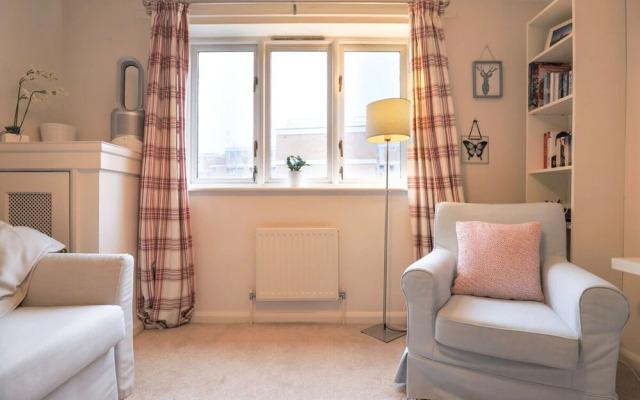 Cosy 1 Bedrooom in Fabulous Location