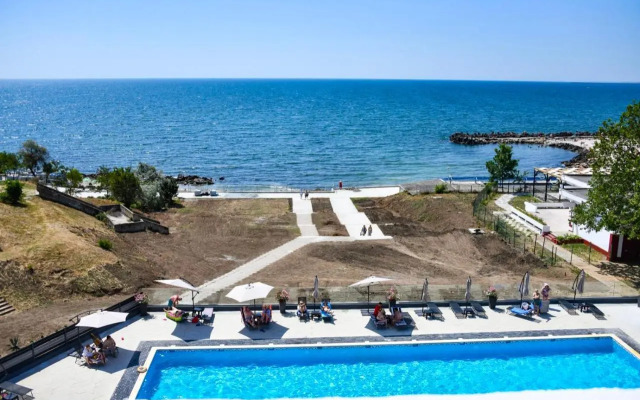 Hotel Topaz 4* Cap Aurora