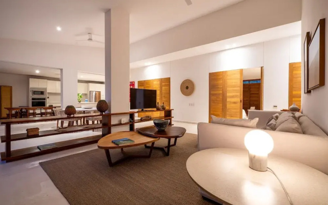 Careyes 114 Oceanfront Luxury With a Spacious Te