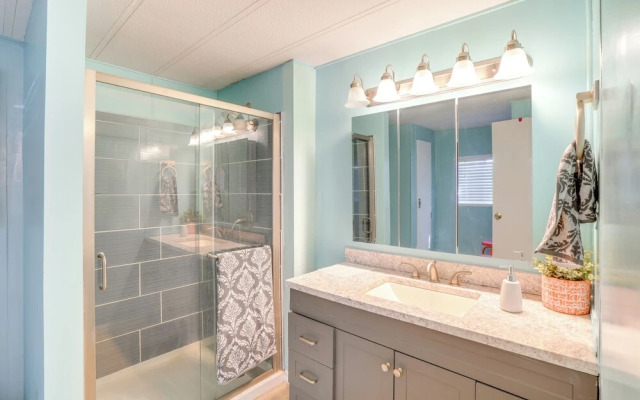 Boat & Fish: Canal-front Home on River