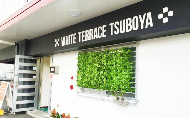 Condominium GOLF GOLF Tsuboya