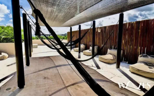 2 Br Prime Location Amazing Rooftop Pool