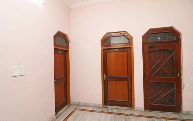OYO 16270 Hotel Sweet Home