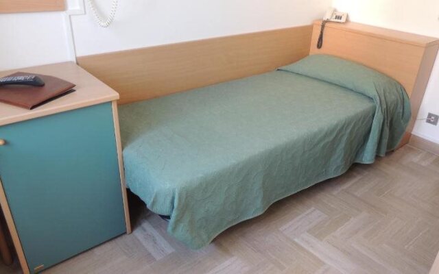 Hotel Baby Gigli Meuble'