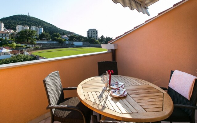 Apartments Miramare & Campara