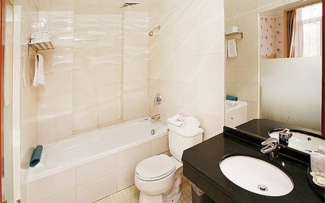 Benxi Xiangying Business Hotel