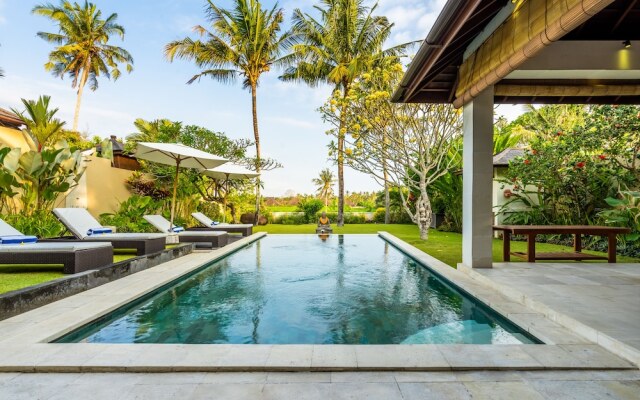 Pristine Villa Yuyu Balian