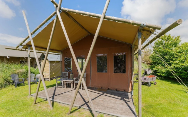 Unique, Comfortable Tent Houses on a Small Holiday Park a 5 Minute Walk From the sea