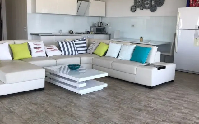 Sea View Penthouse Mamaia