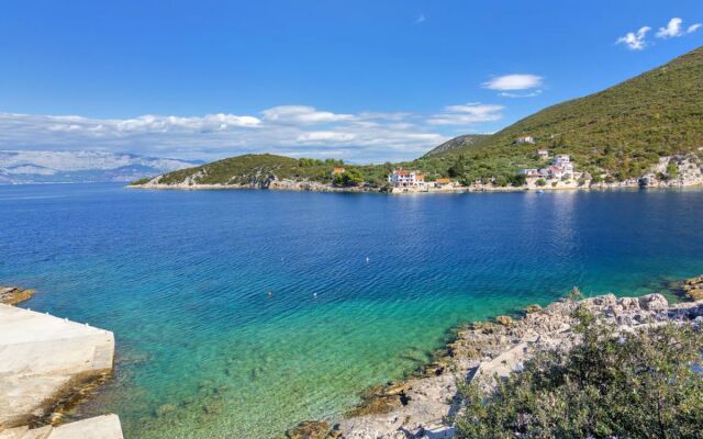 Apartment Rubin Hvar/Pokrivenik 22876