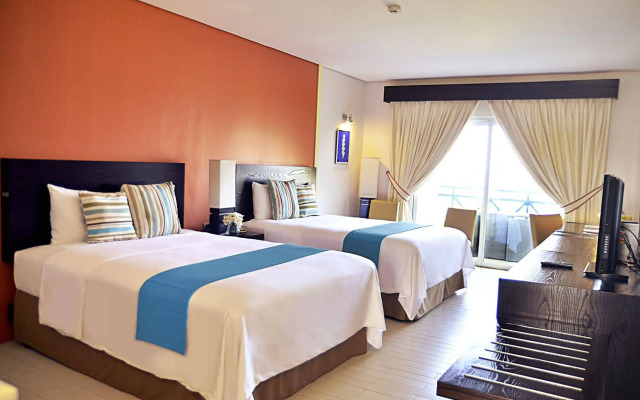 Thunderbird Resorts - Poro Point