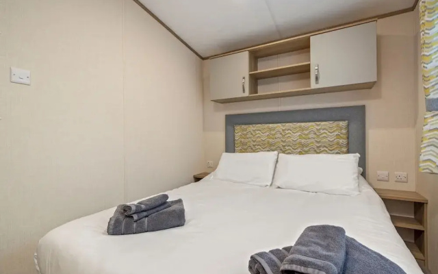 Maple - Near Folly Farm Cosy Retreat